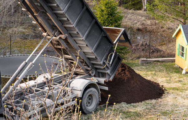 Yard Soil Delivery in Georgetown